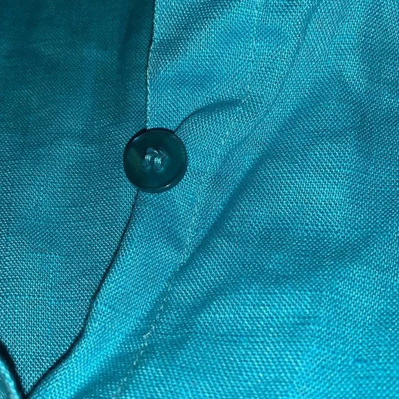 Choices woman 1X linen collared blouse blue full button flutter sleeve - Picture 7 of 8